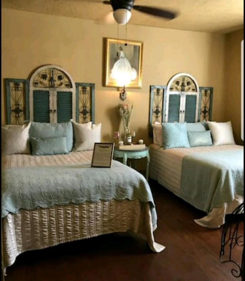 Gibbs Street Manor Hotel New Waverly Esterno foto