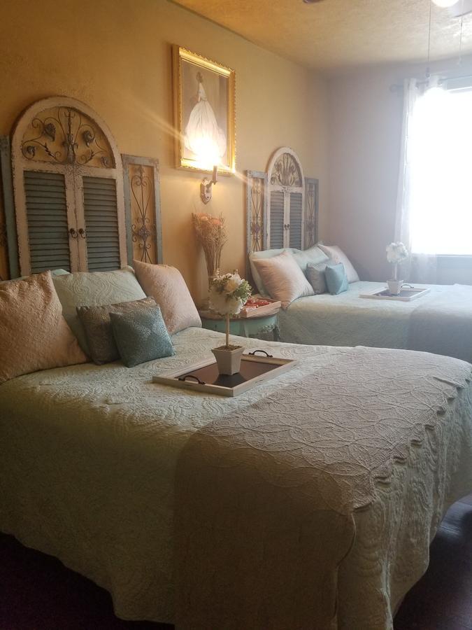 Gibbs Street Manor Hotel New Waverly Esterno foto